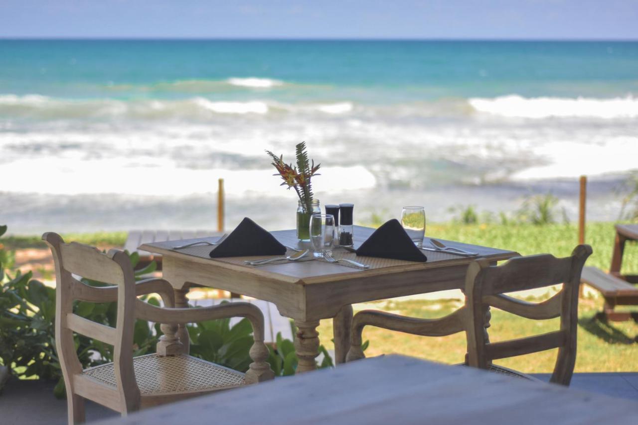 Naomi Beach Resort - Adults Only Уелигама Екстериор снимка